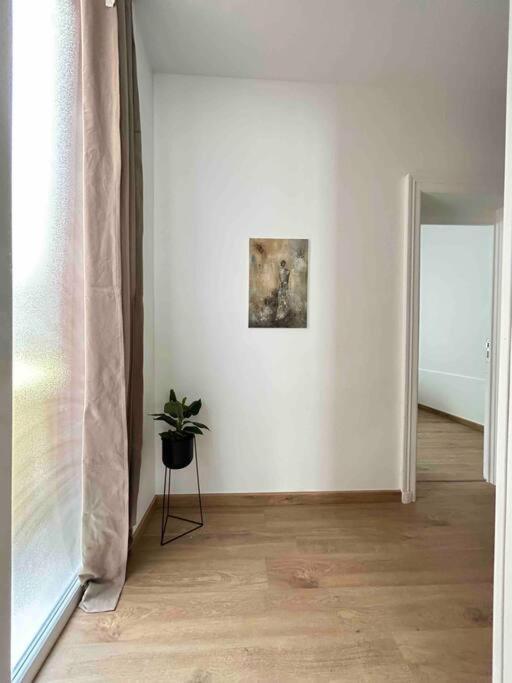 Le Meslier Apartment Еперне Екстериор снимка